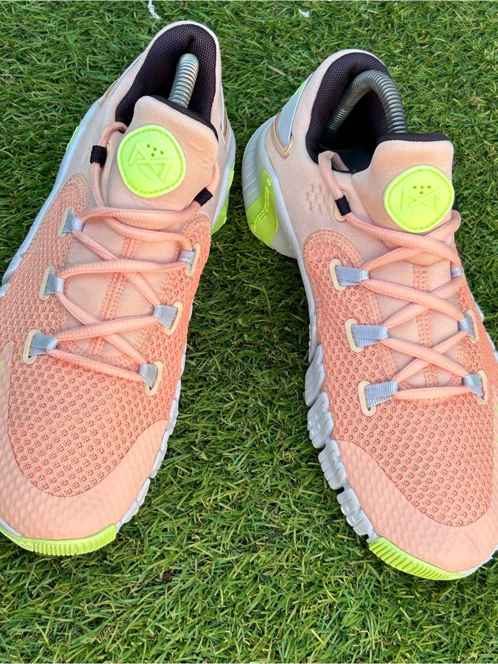 NIKE FREE METCON 5 - Womens Sneakers - SIZE 8.5 - Picture 2 of 9